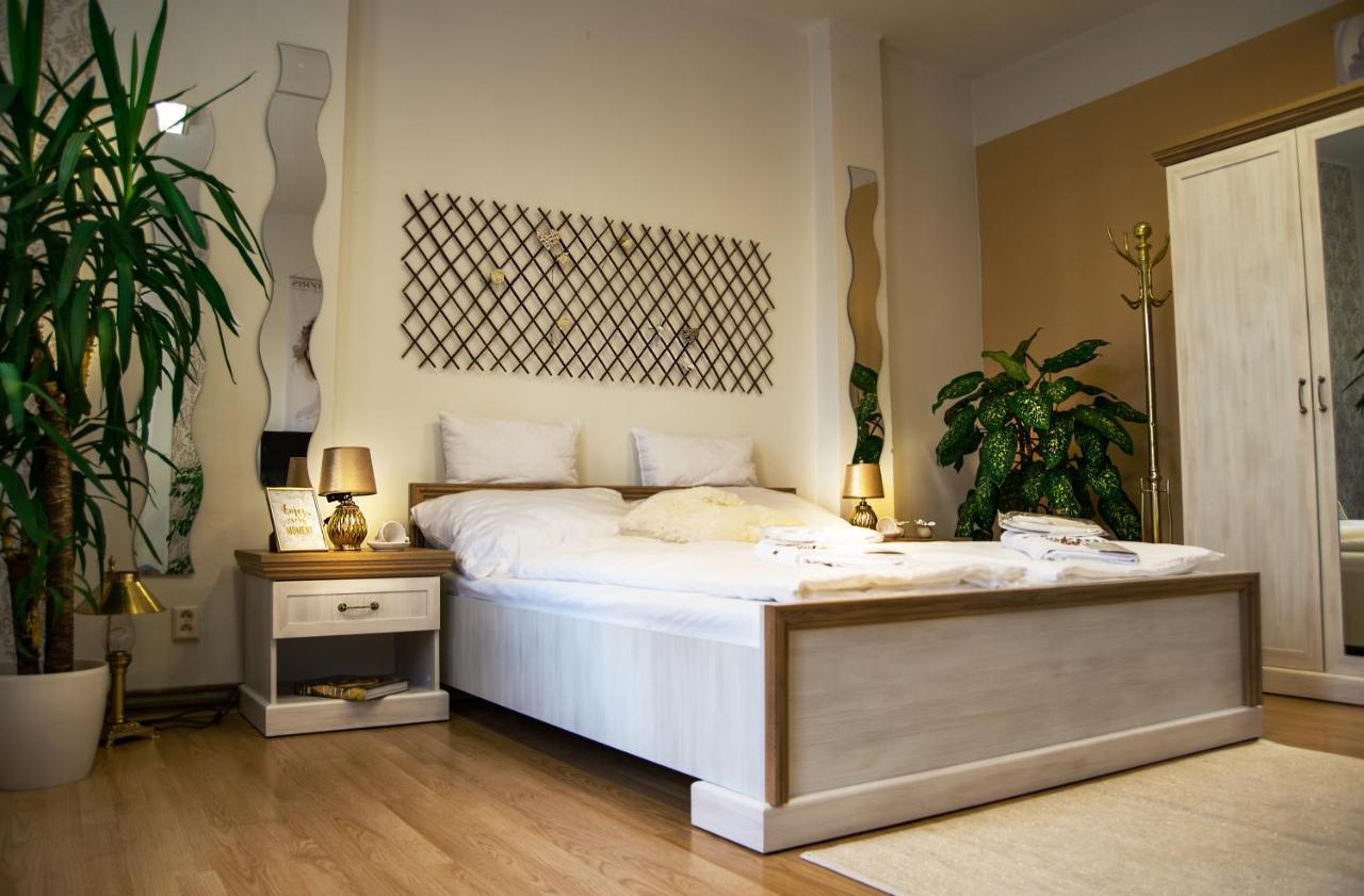 Beauty-Spa Apartment Decin Ngoại thất bức ảnh
